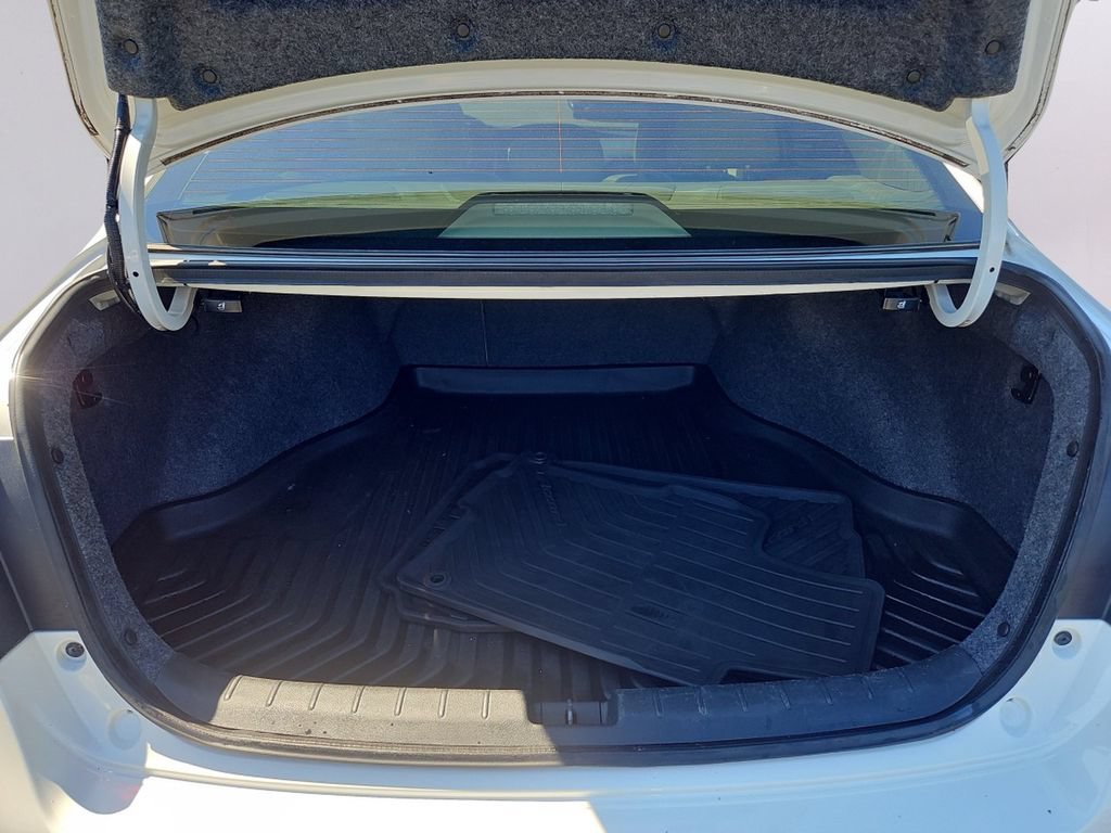 Used 2017 Honda Accord EX-L image 29