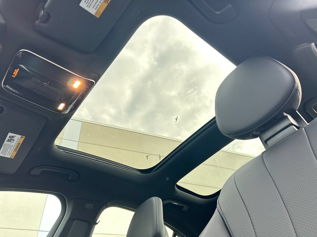 New 2026 Mercedes-Benz E 450 4MATIC Sedan image 24