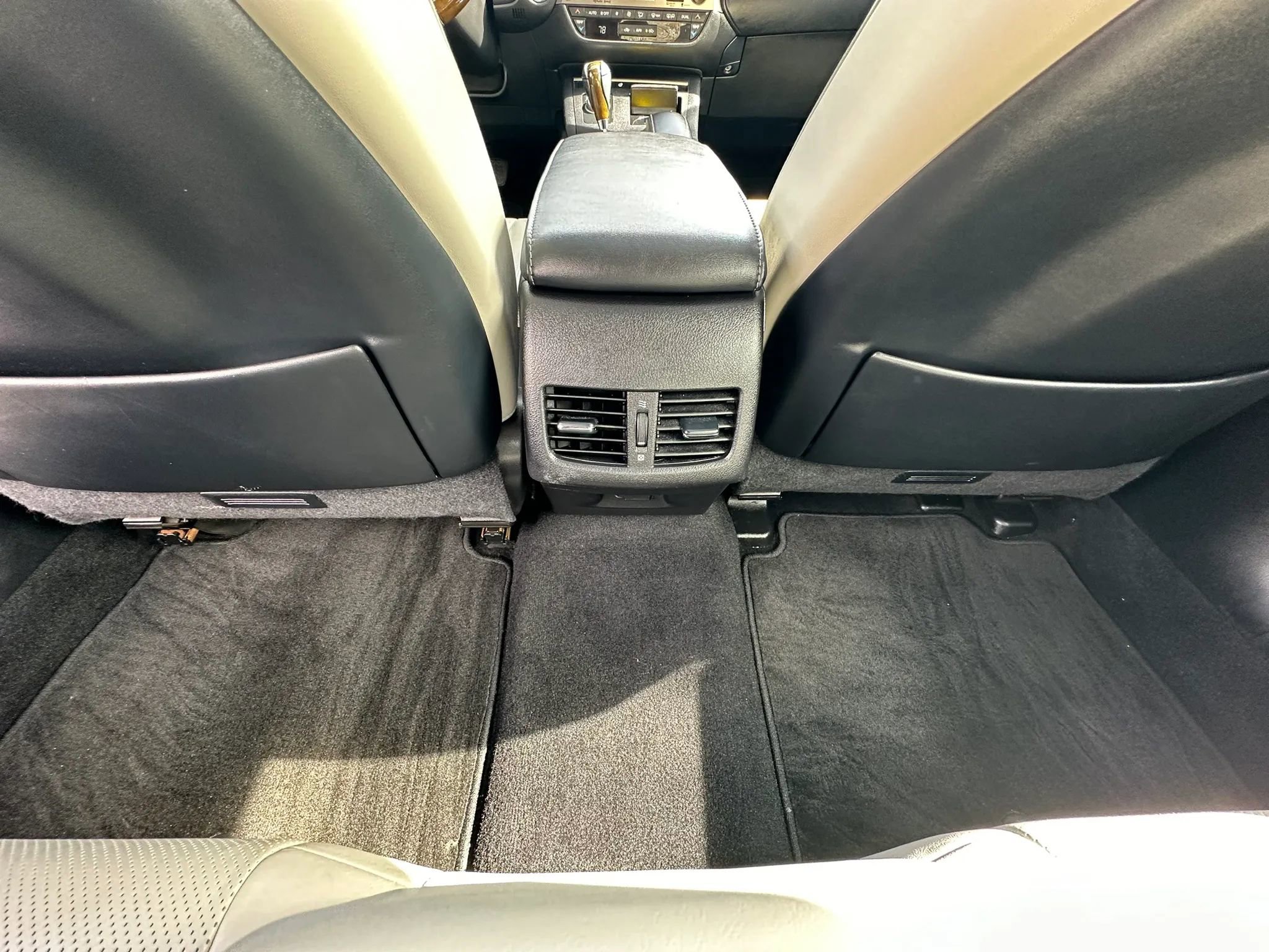 Used 2013 Lexus ES 350 w/ Luxury Pkg image 31