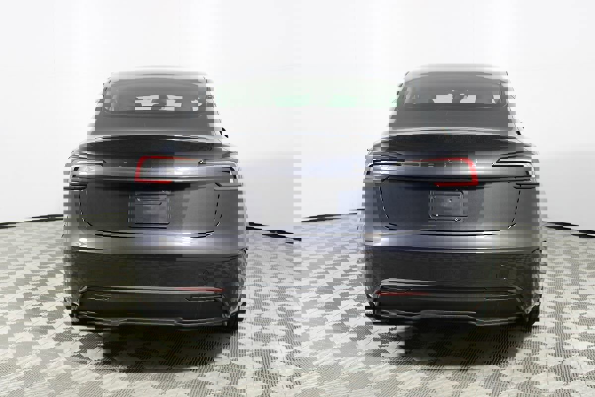 Used 2025 Tesla Model 3 Long Range image 30