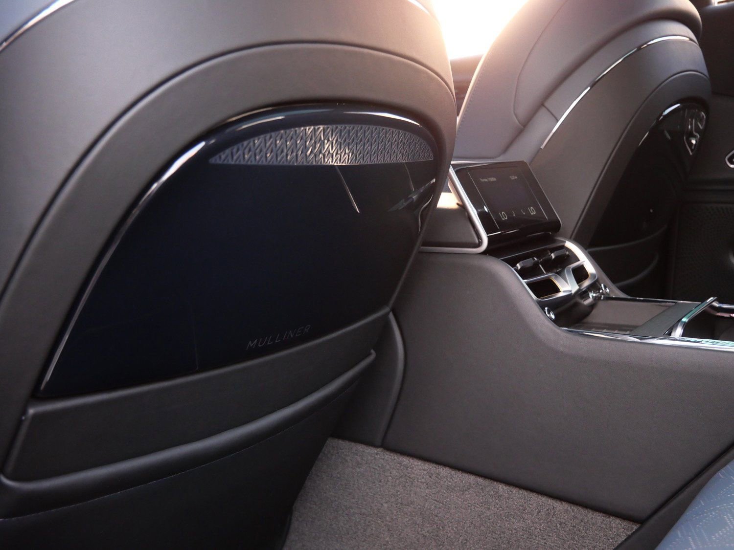 New 2026 Bentley Flying Spur Plug-In Hybrid AWD/4WD image 22