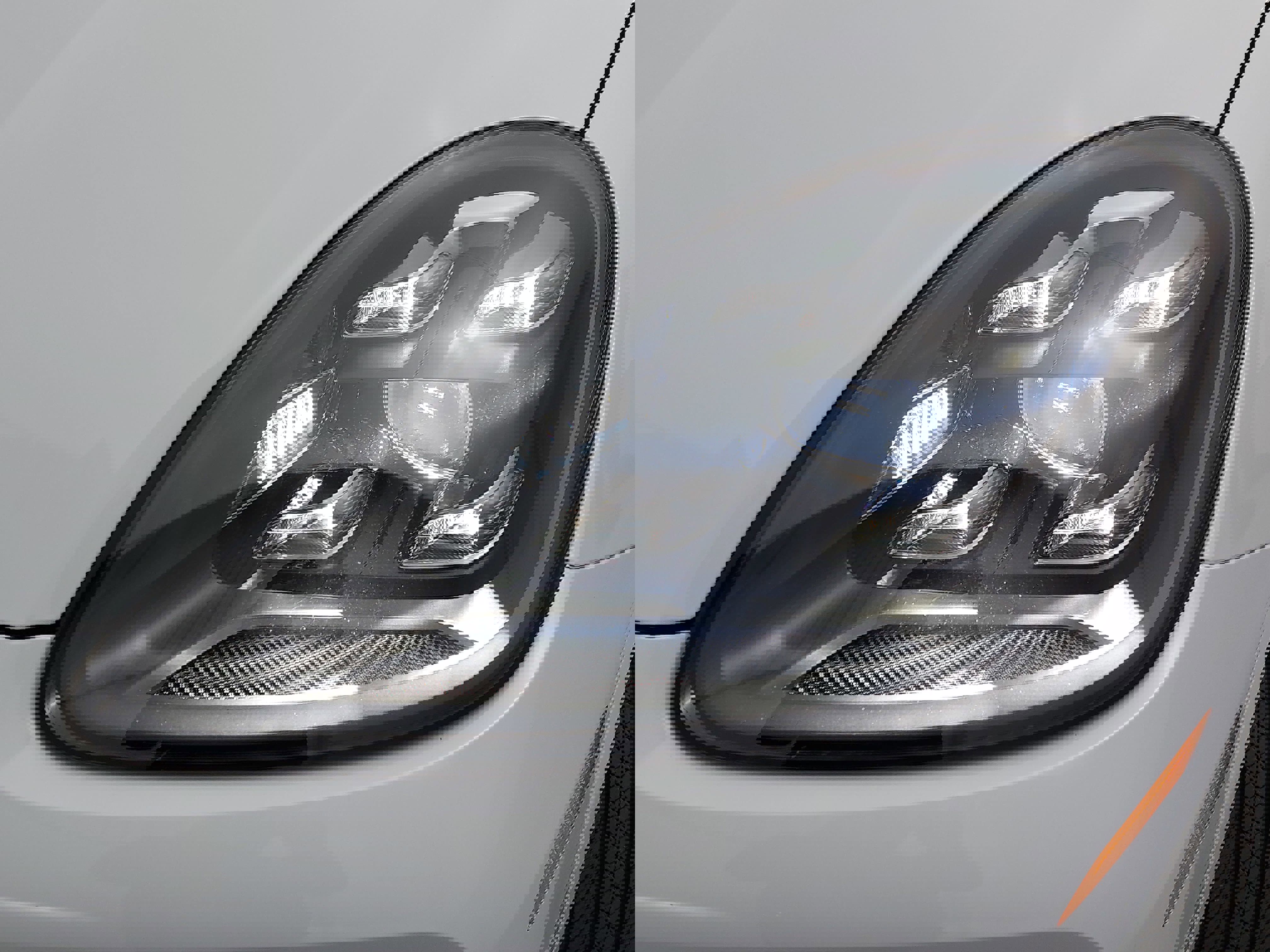 Used 2022 Porsche Cayenne E-Hybrid Coupe image 33