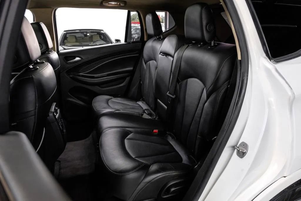 Used 2017 Buick Envision Essence FWD image 44