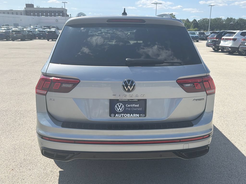 Certified 2024 Volkswagen Tiguan SE R-Line AWD/4WD image 5
