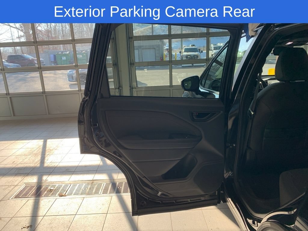 Used 2025 Subaru Forester Premium AWD/4WD image 14