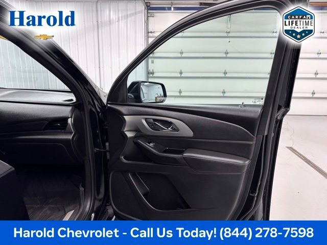 Used 2023 Chevrolet Traverse LT w/ LPO, Floor Liner Package AWD/4WD image 11
