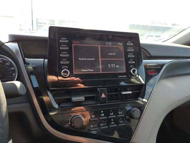 Used 2021 Toyota Camry LE image 14