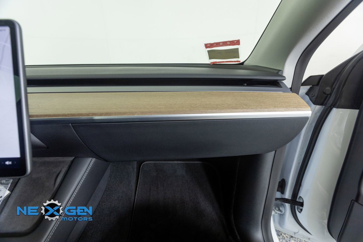 Used 2022 Tesla Model Y Performance image 40