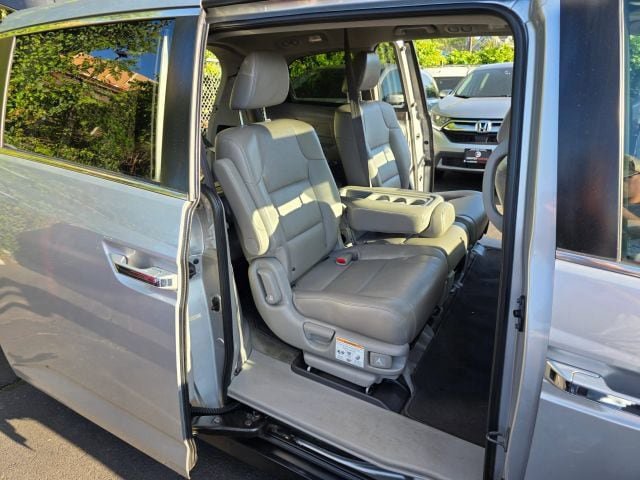 Used 2014 Honda Odyssey EX-L image 37