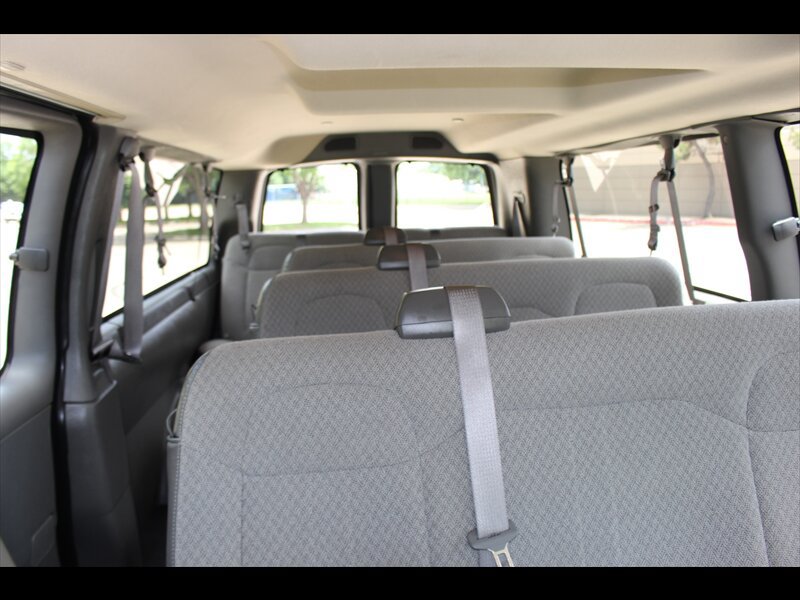 Used 2024 Chevrolet Express 3500 LT w/ LT Preferred Equipment Group RWD image 13