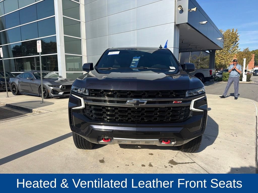 Used 2022 Chevrolet Tahoe Z71 w/ Luxury Package AWD/4WD image 2