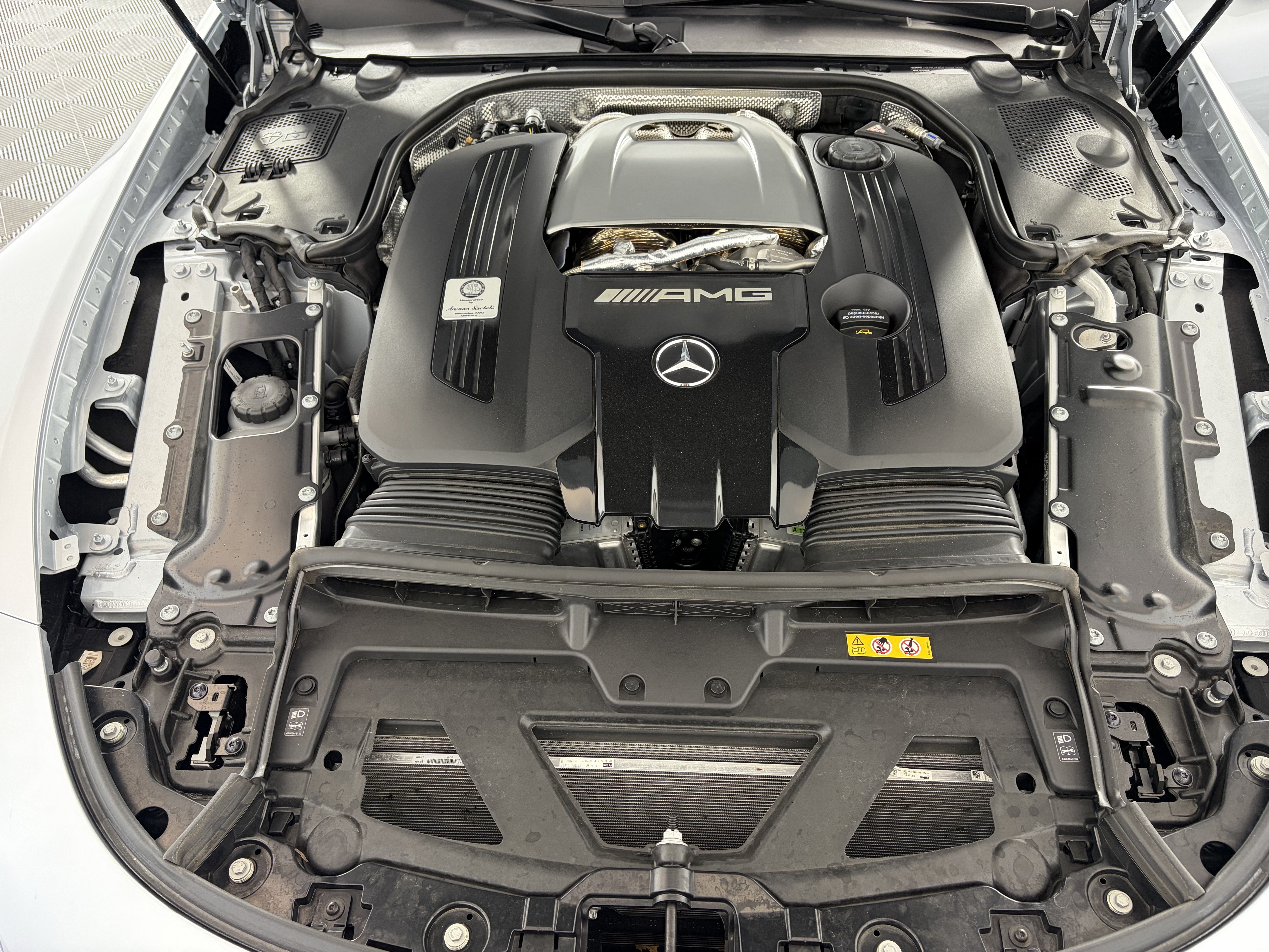 Used 2025 Mercedes-Benz AMG GT 63 image 9