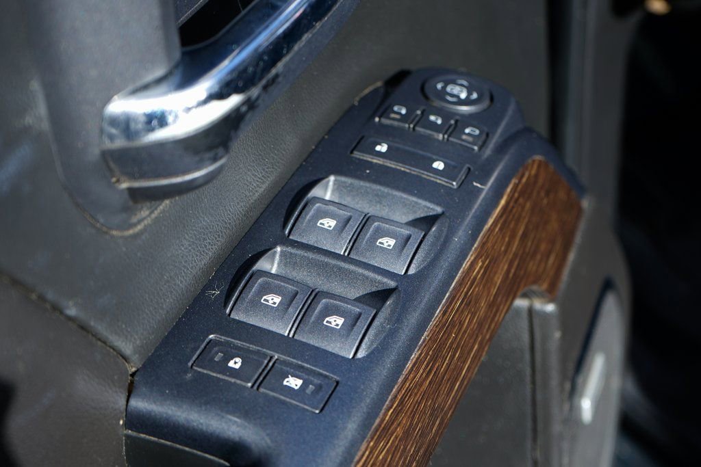 Used 2019 GMC Sierra 3500 Denali image 17