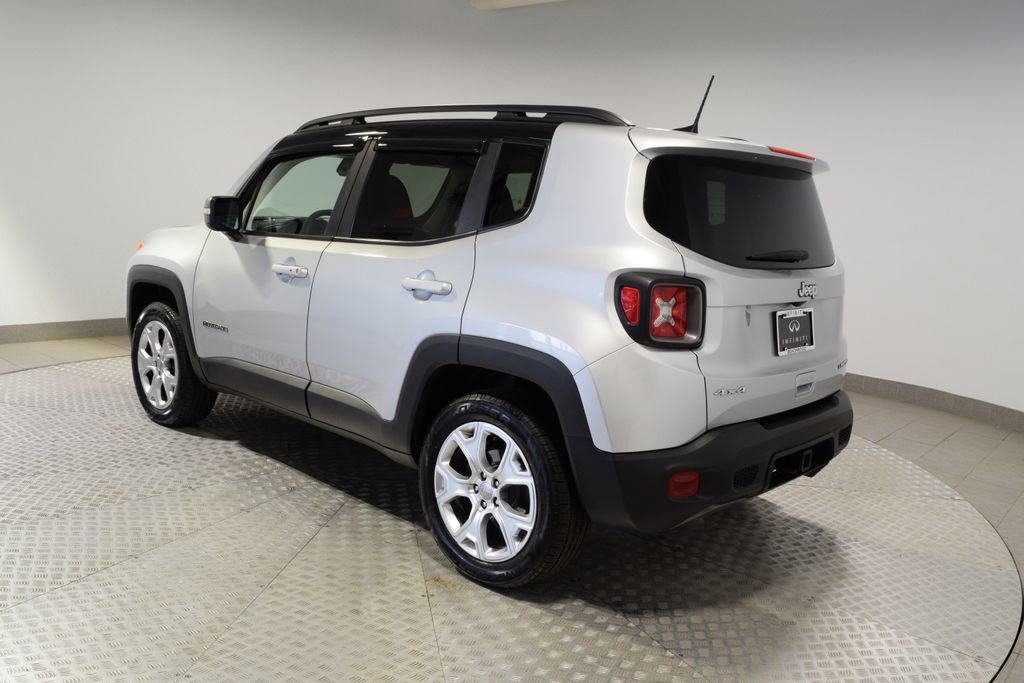 Used 2019 Jeep Renegade Limited w/ UConnect 8.4 Nav Group AWD/4WD image 5