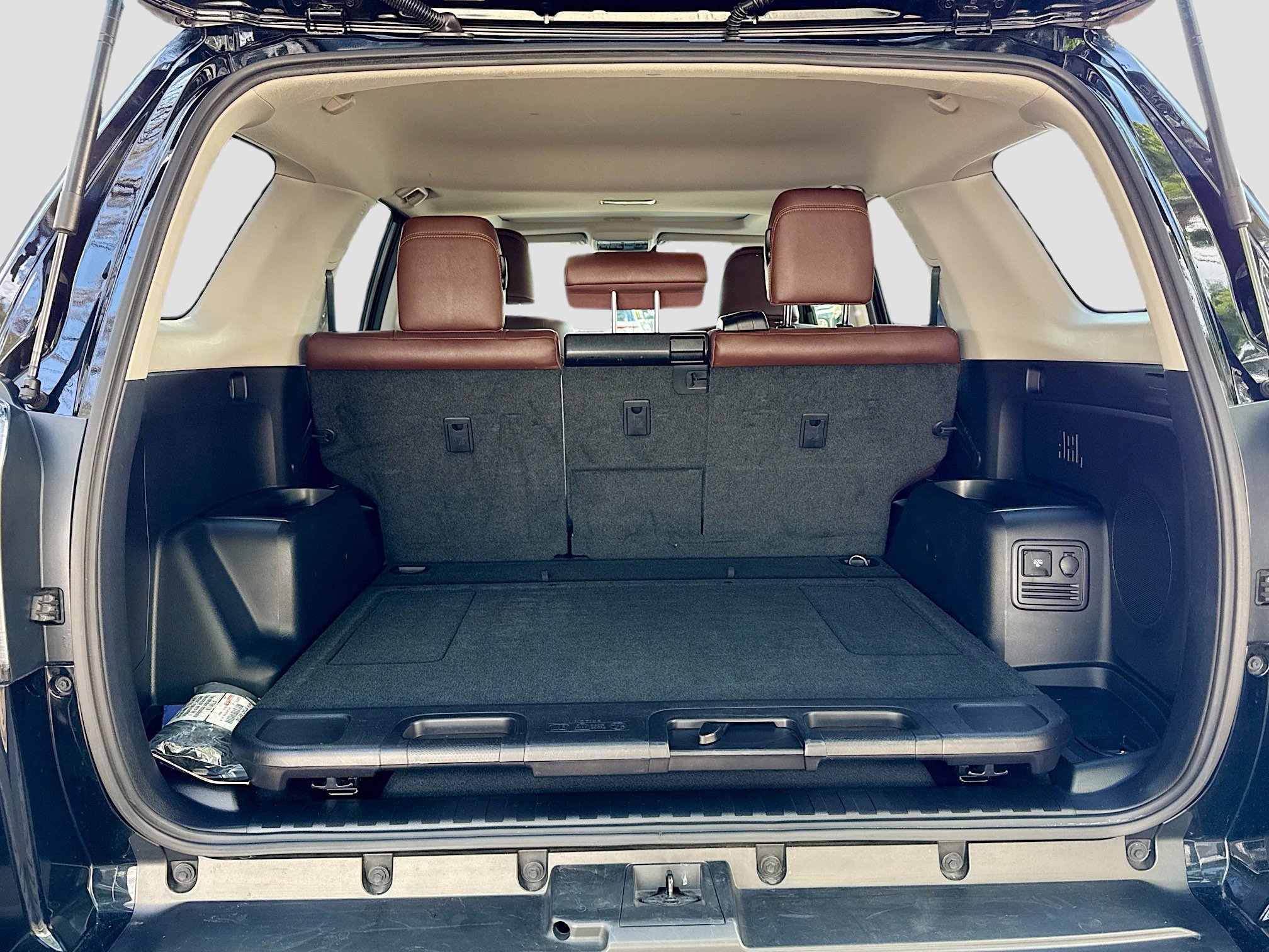 Used 2021 Toyota 4Runner Limited image 11