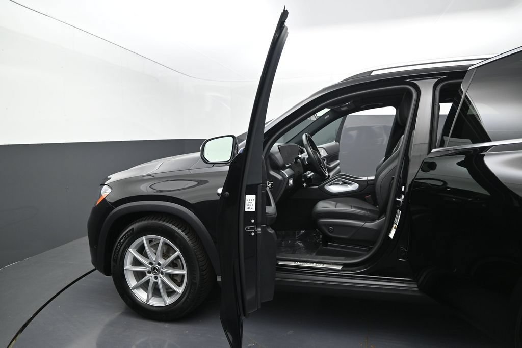 Used 2025 Mercedes-Benz GLE 350 4MATIC image 13
