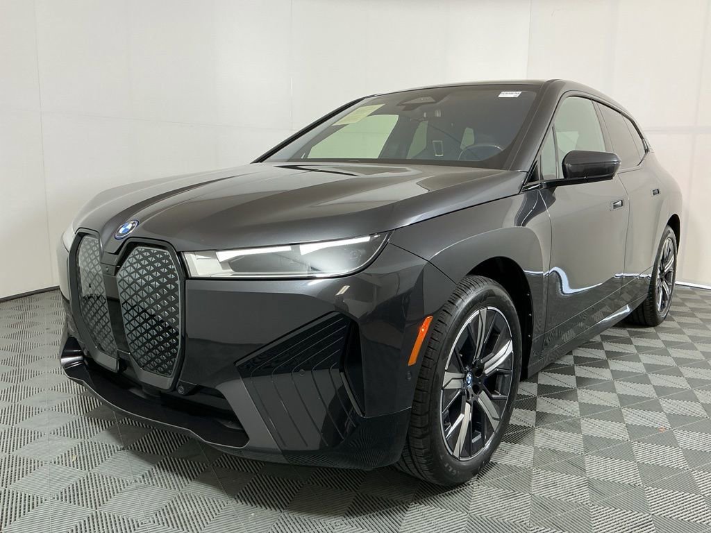 Certified 2023 BMW iX xDrive50 w/ Sport Package image 2