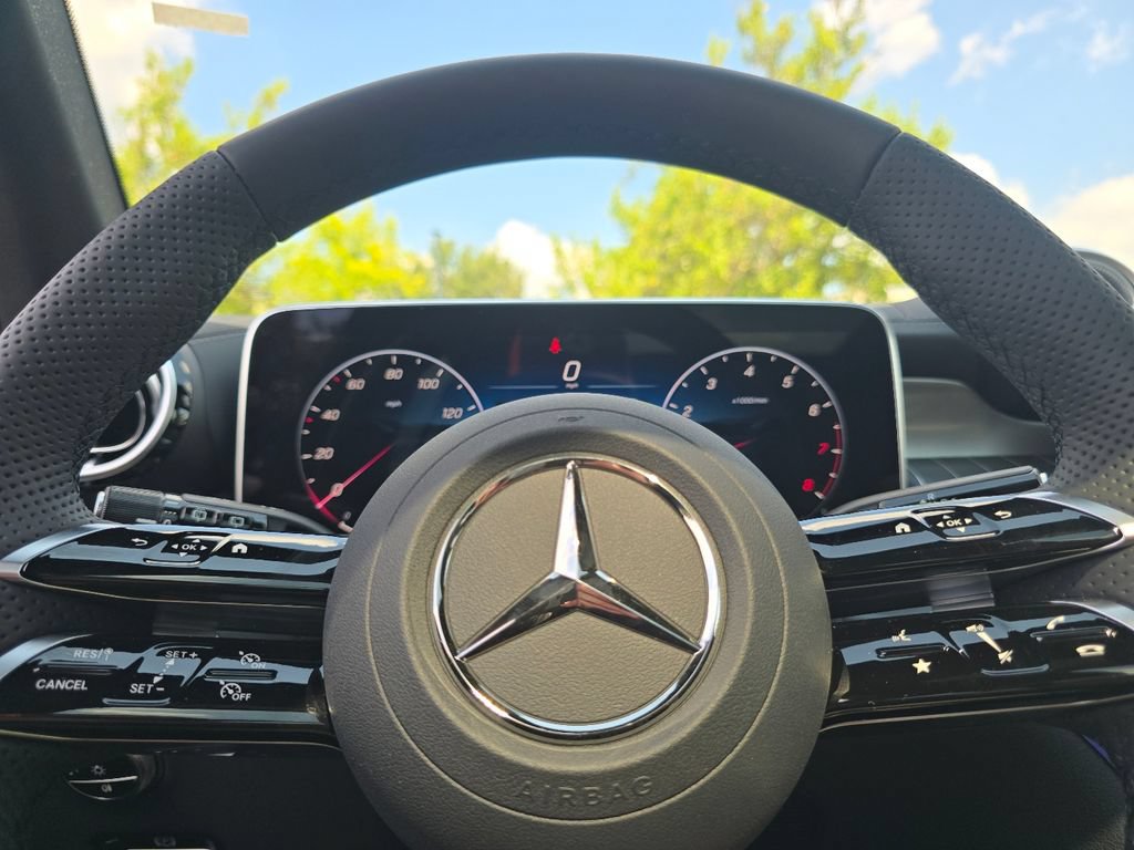 New 2026 Mercedes-Benz GLC 300 4MATIC image 29