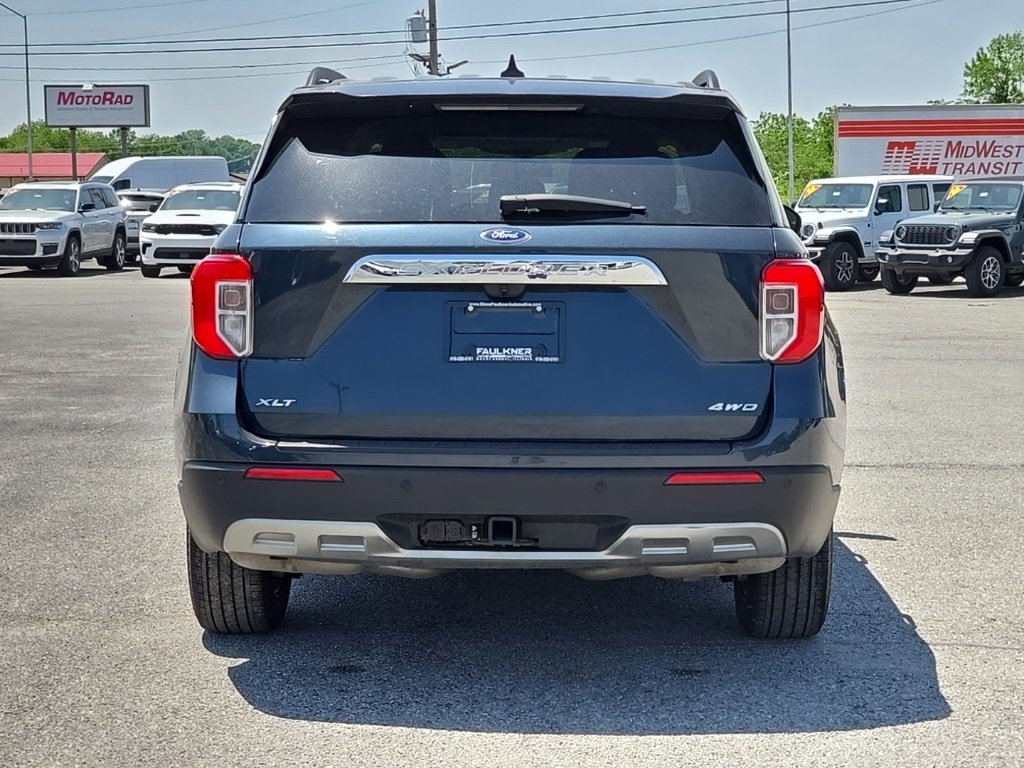 Used 2023 Ford Explorer XLT w/ Equipment Group 202A image 6