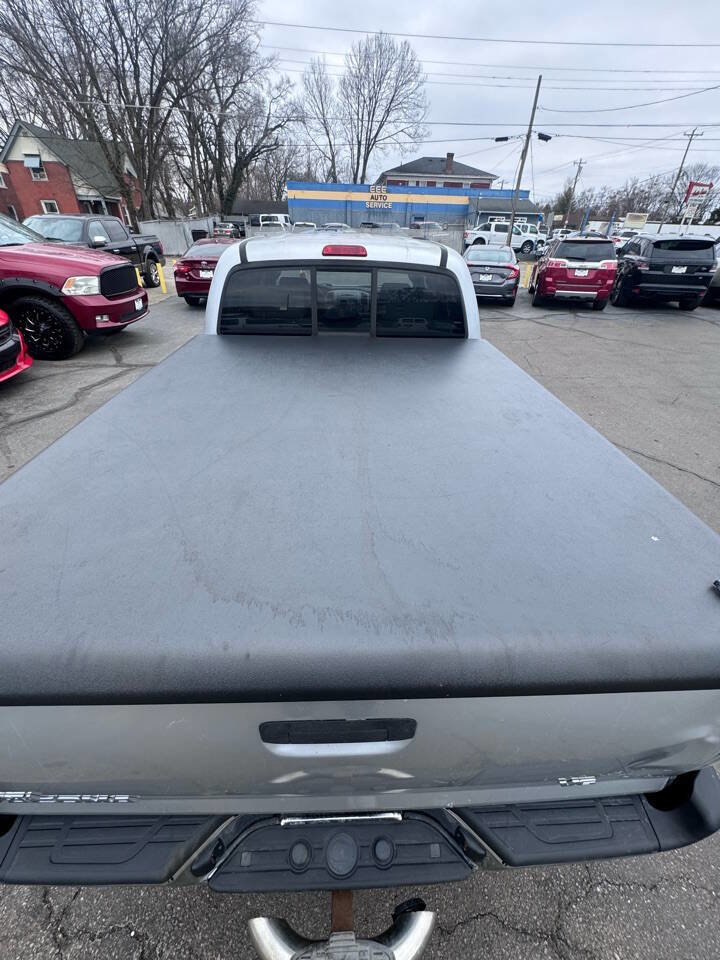 Used 2006 Toyota Tacoma PreRunner image 11