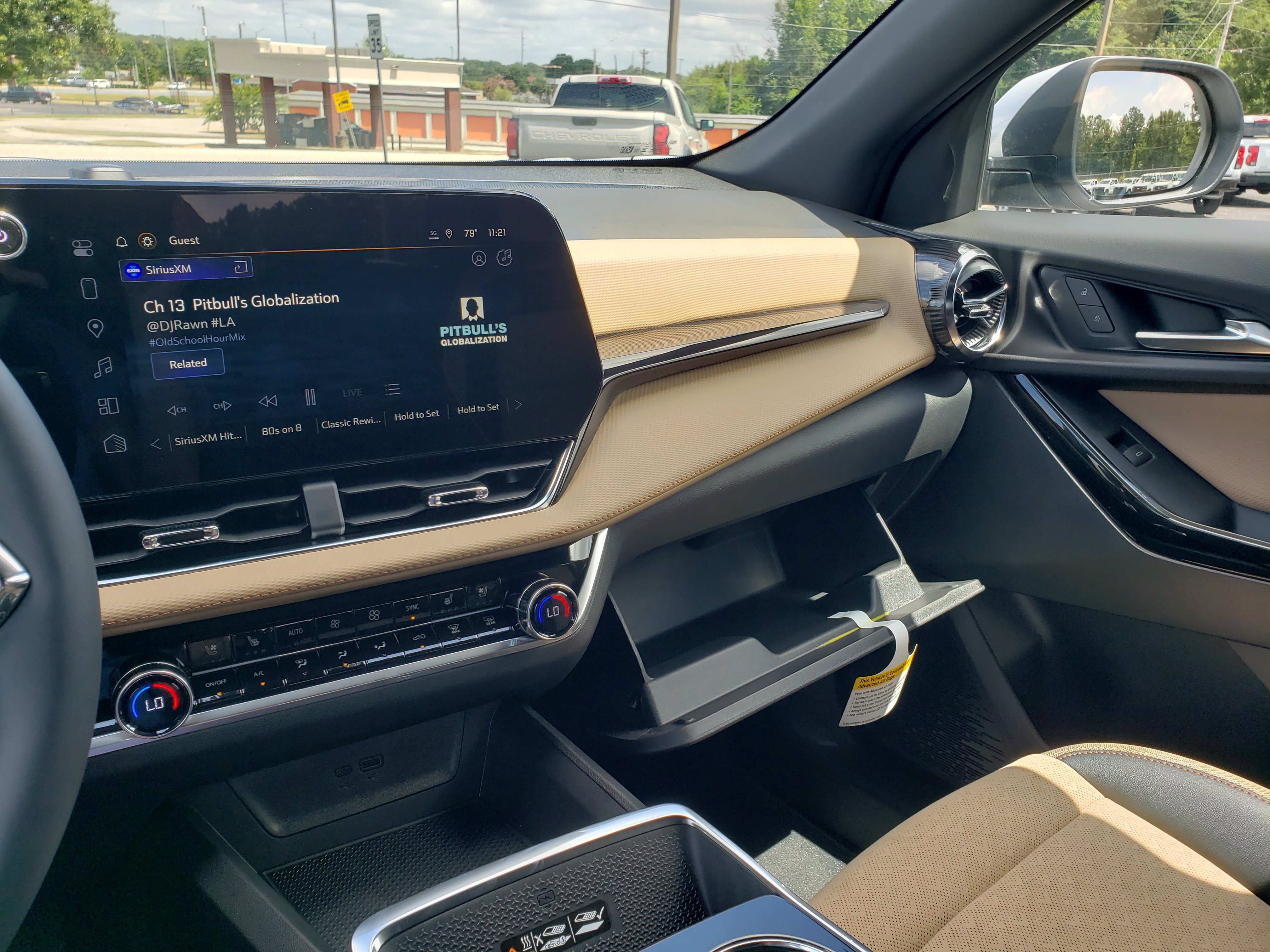 New 2026 Chevrolet Equinox ACTIV w/ Convenience Package III FWD image 22