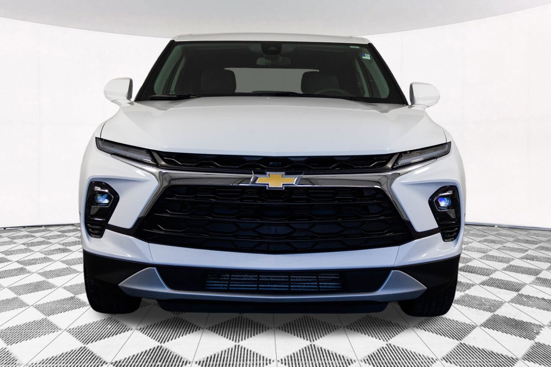 Certified 2023 Chevrolet Blazer LT w/ Driver Confidence Package image 8