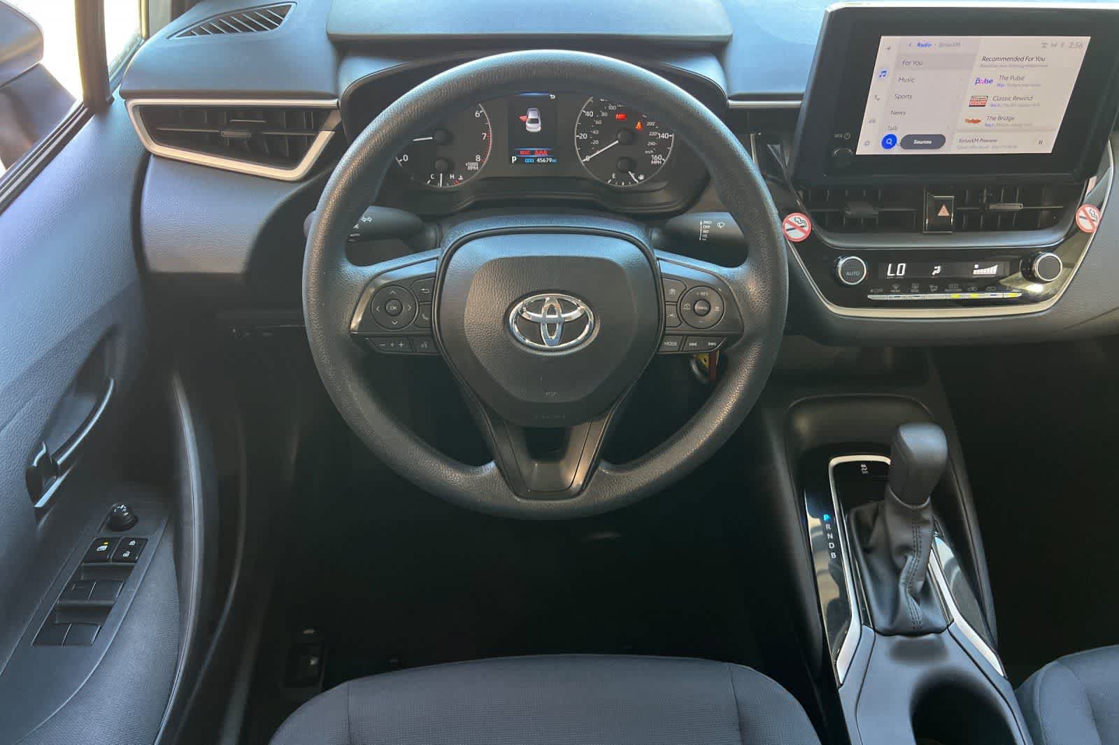 Used 2025 Toyota Corolla LE FWD image 16