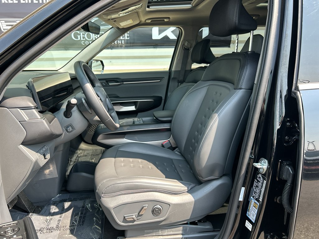 Certified 2026 Kia EV9 Wind AWD/4WD image 11