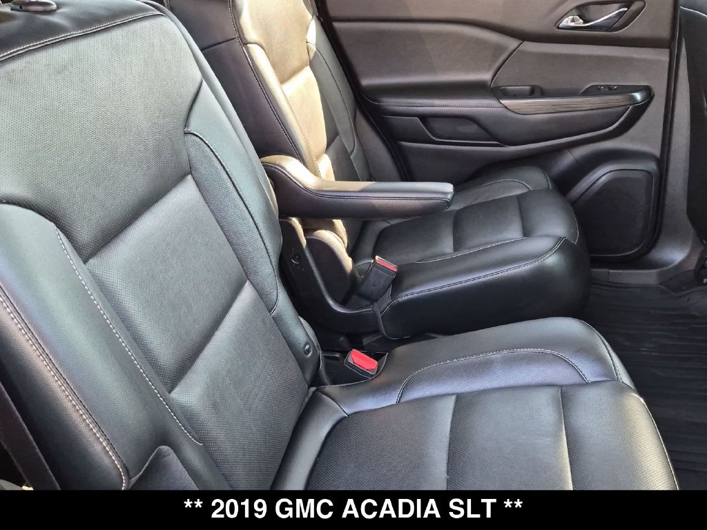 Used 2019 GMC Acadia SLT w/ Black Edition FWD image 30