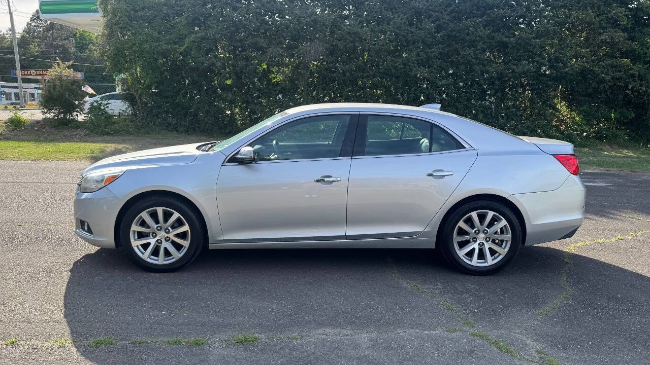 Used 2016 Chevrolet Malibu LTZ FWD image 5
