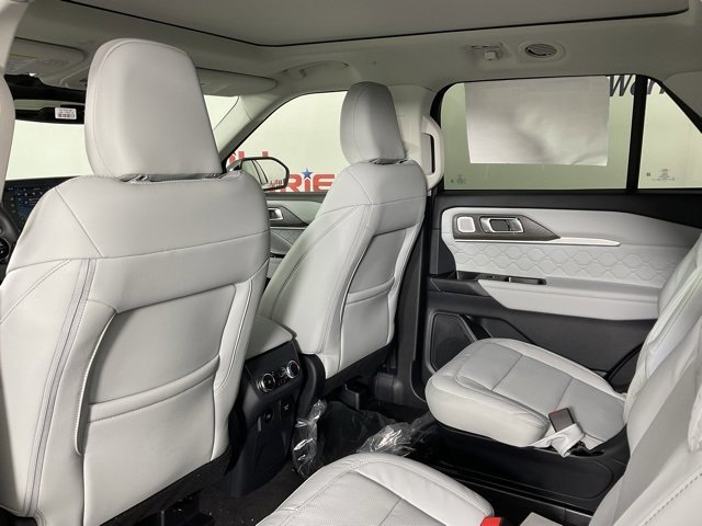 New 2026 Ford Explorer Platinum w/ LUX Leather Package image 14