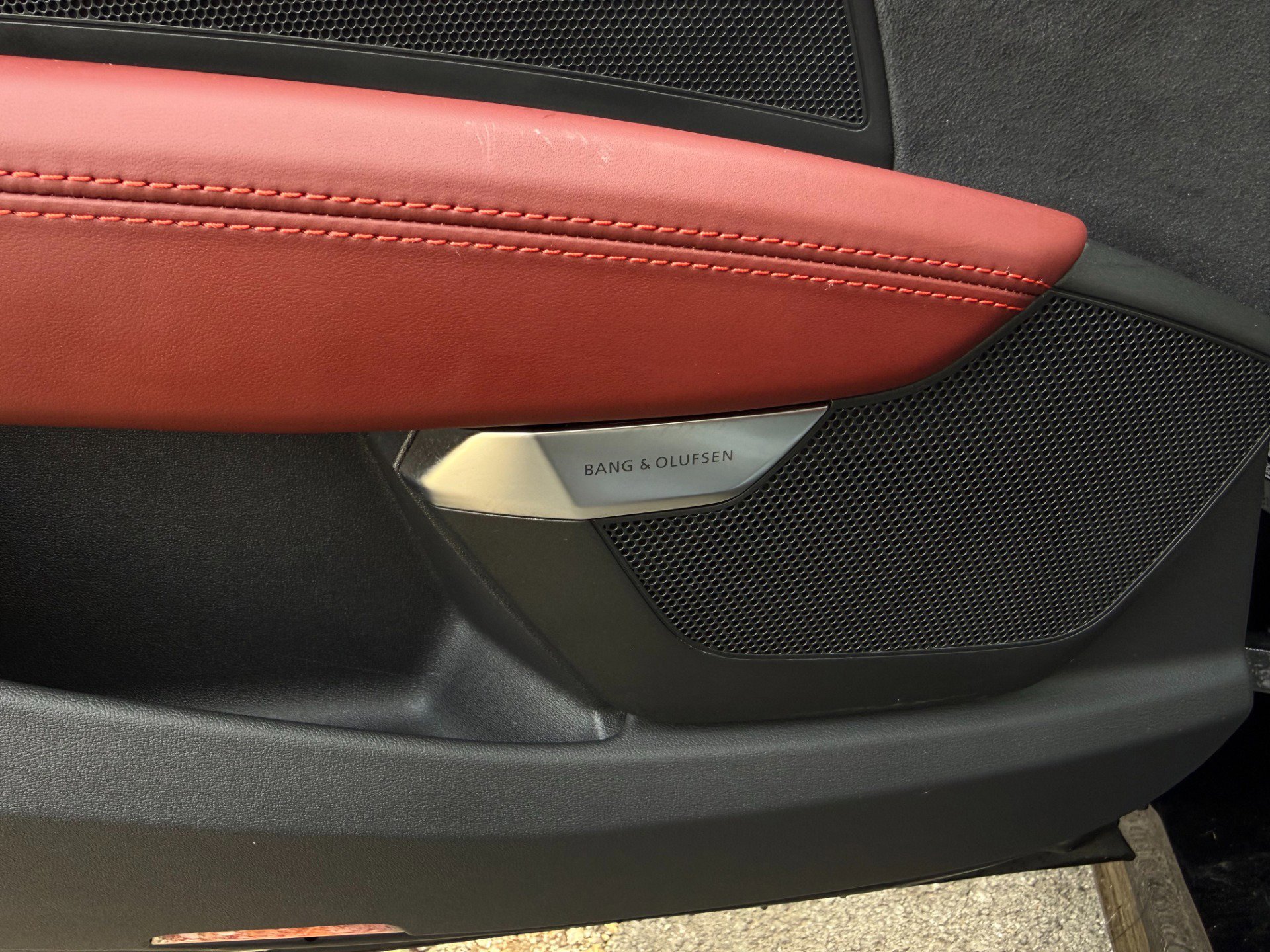 Used 2024 Audi RS e-tron GT w/ Carbon Performance Package image 18