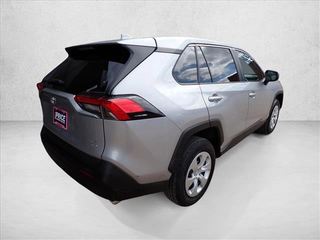 Used 2023 Toyota RAV4 LE image 4