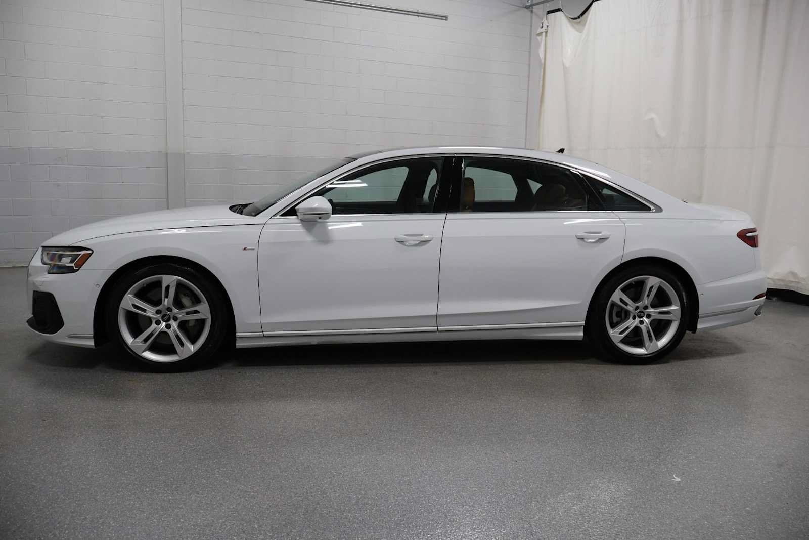 Used 2025 Audi A8 L 3.0T AWD/4WD image 2