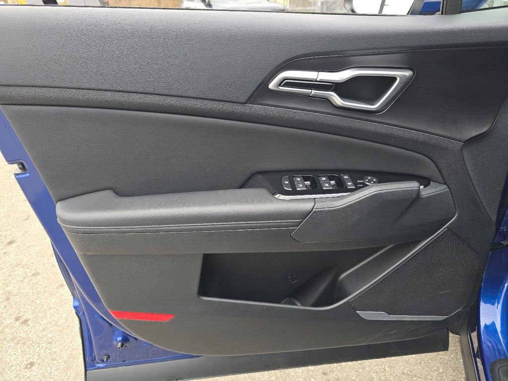 Used 2024 Kia Sportage EX image 26