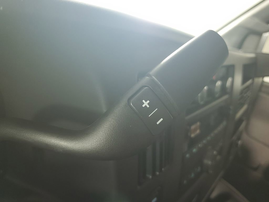 New 2026 Chevrolet Express 2500 w/ Driver Convenience Package RWD image 20