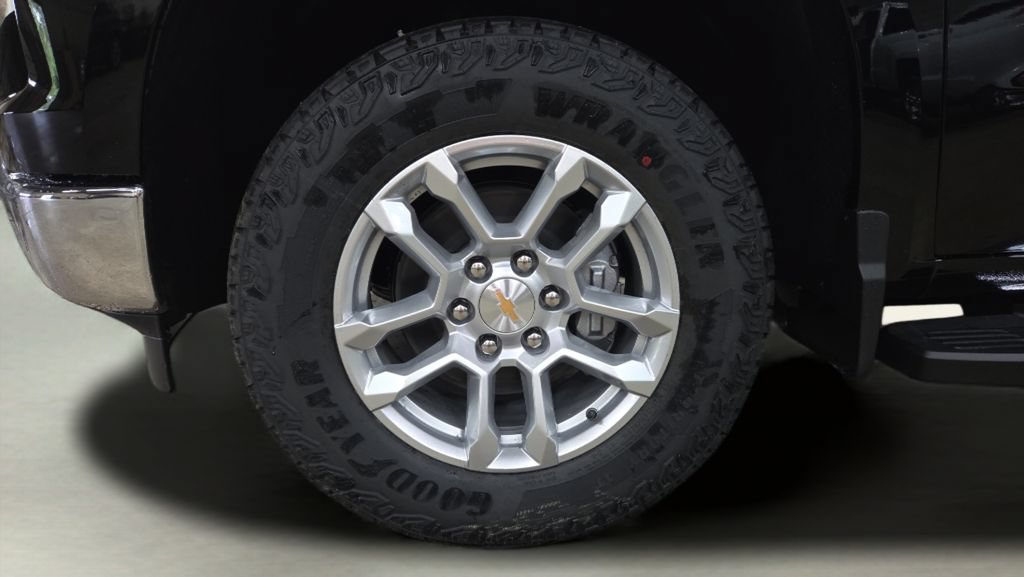 New 2026 Chevrolet Silverado 1500 LT w/ Z71 Off-Road Package AWD/4WD image 30