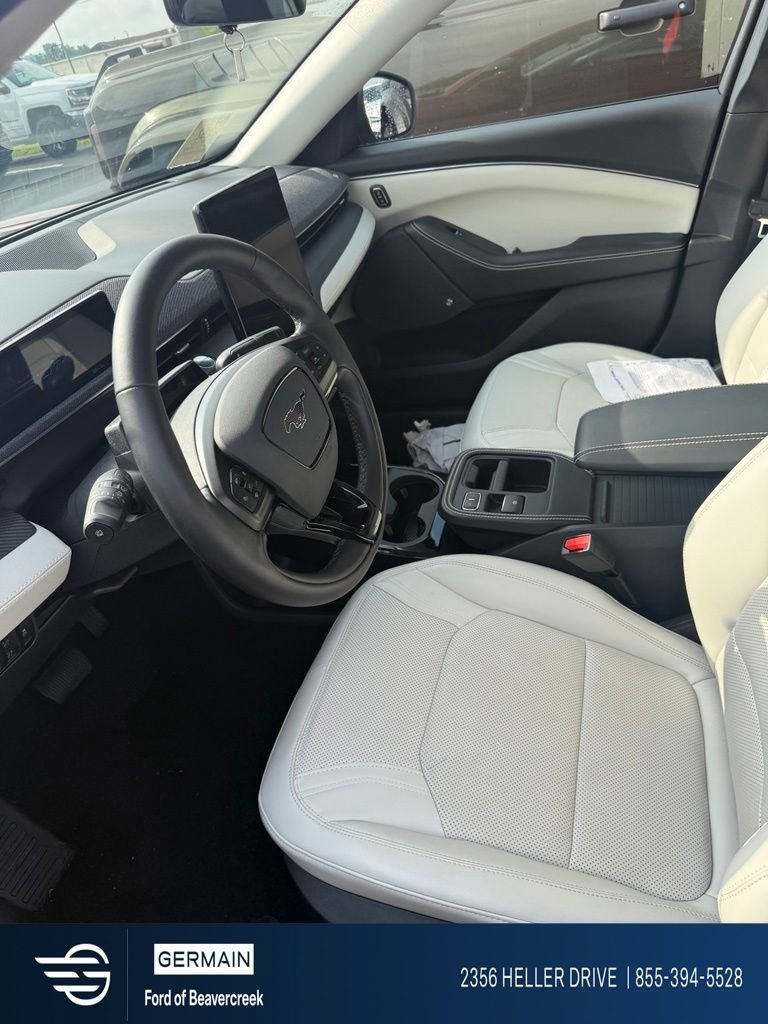 Certified 2025 Ford Mustang Mach-E Premium AWD/4WD image 8