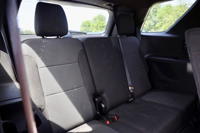 Used 2022 Chevrolet Traverse LT w/ LPO, 'HIT The Road' Package image 33
