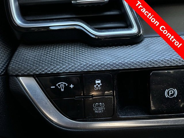 Used 2023 Kia Sportage LX image 39