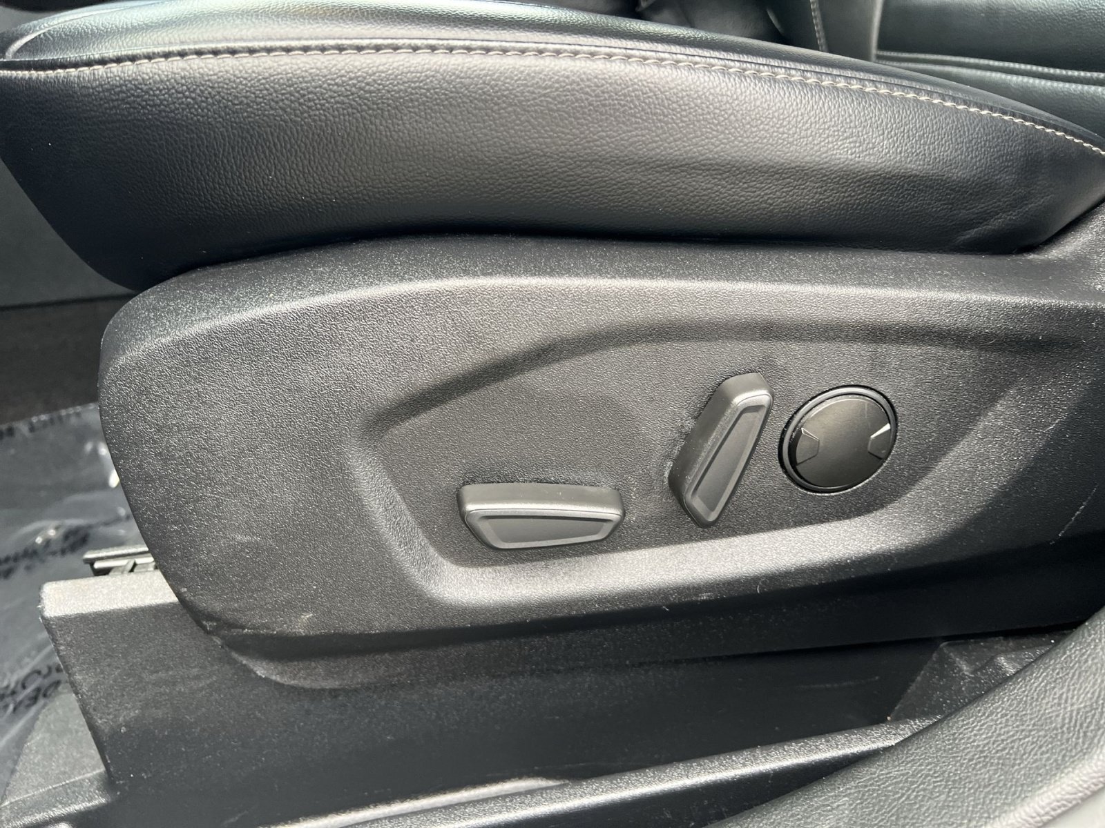 Certified 2024 Ford Edge SEL AWD/4WD image 14