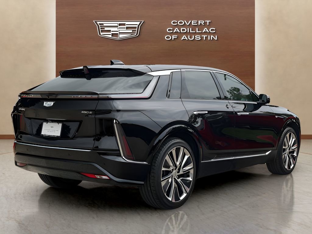 Certified 2024 Cadillac Lyriq Luxury w/ Nappa Leather Package RWD image 4