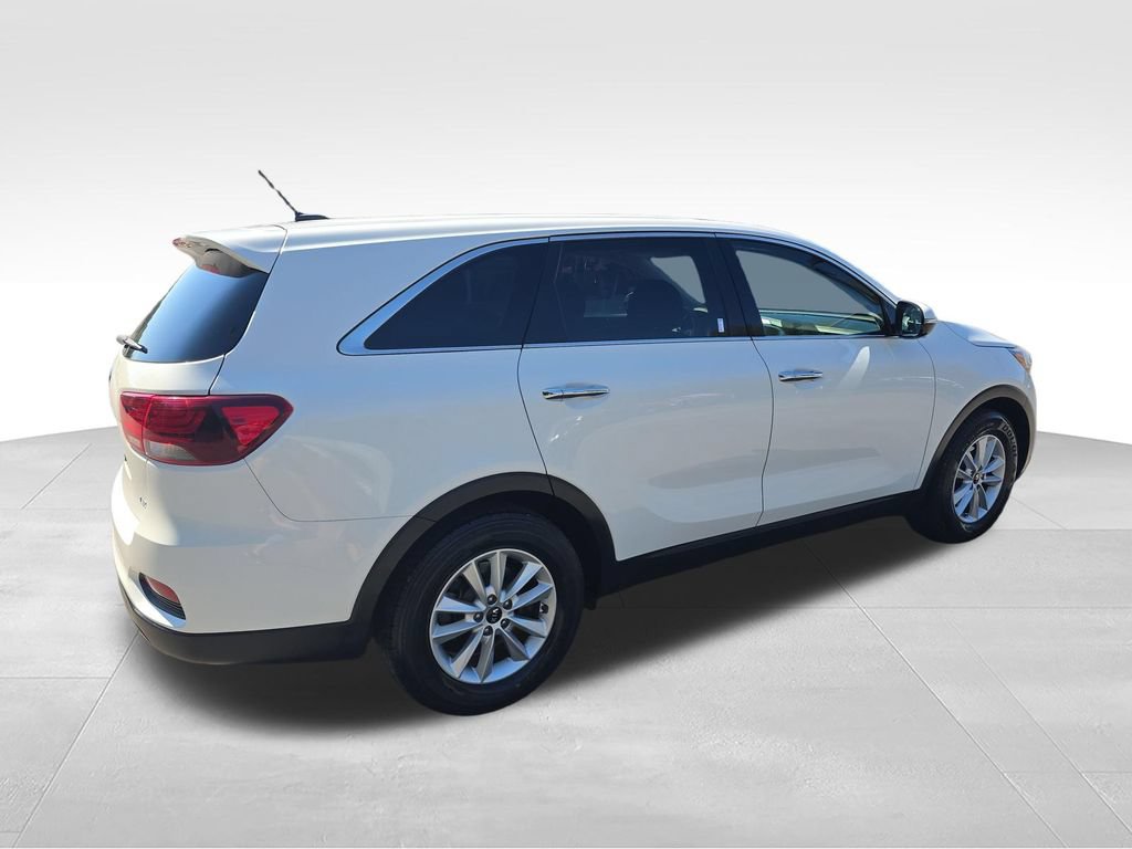 Used 2020 Kia Sorento FWD V6 image 5
