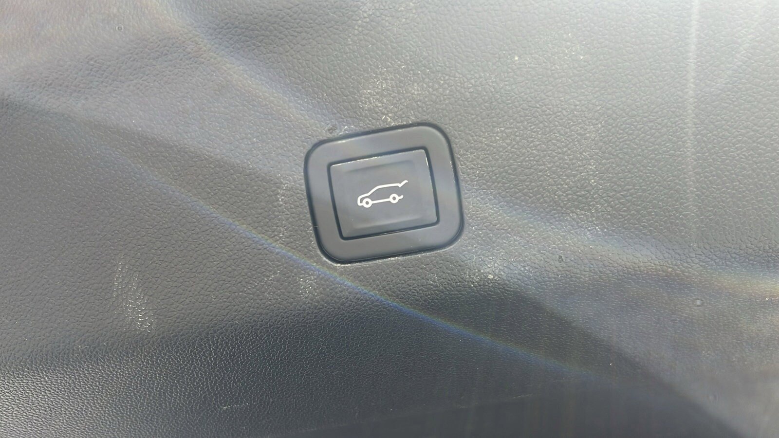 Used 2024 Cadillac Escalade Sport AWD/4WD image 44