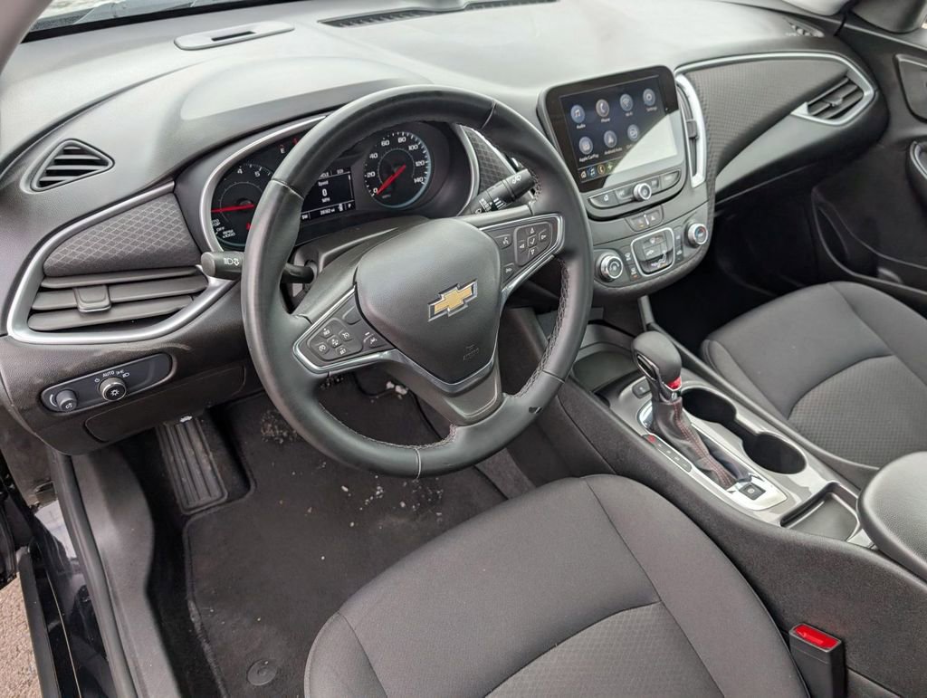 Used 2024 Chevrolet Malibu RS image 20