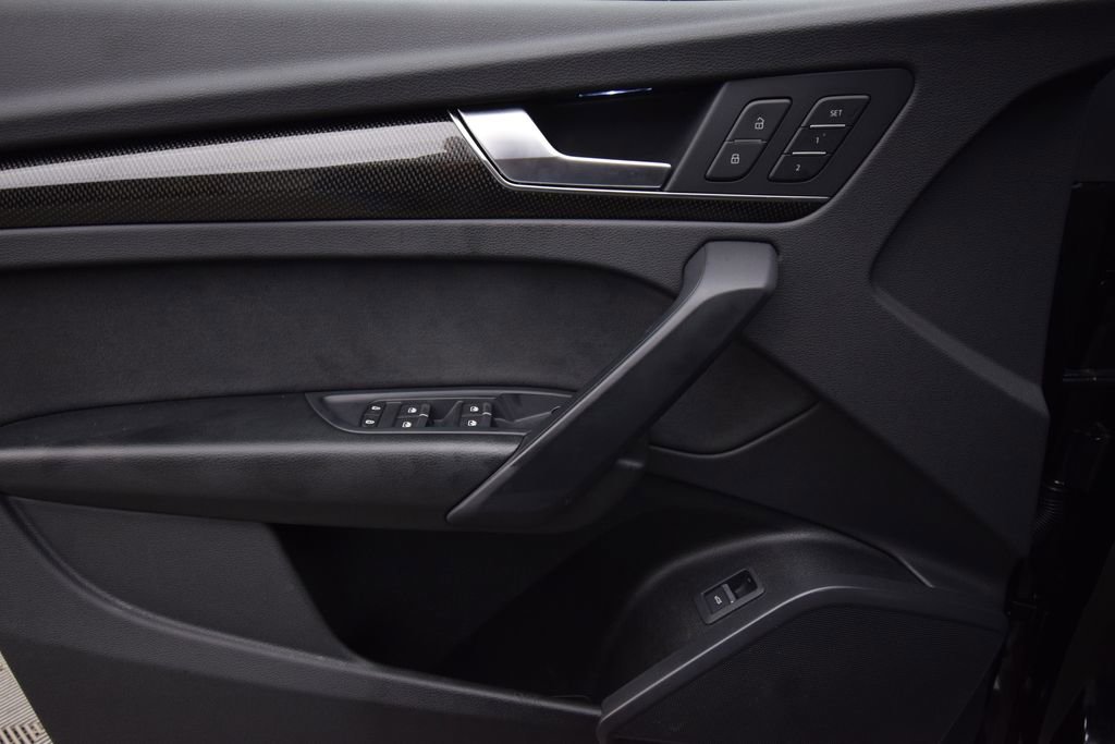 Used 2022 Audi SQ5 Premium image 27