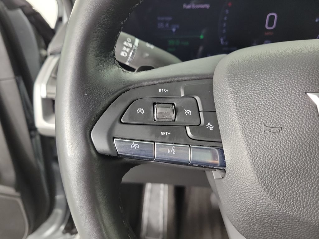 Certified 2025 Cadillac XT4 Premium Luxury FWD image 21