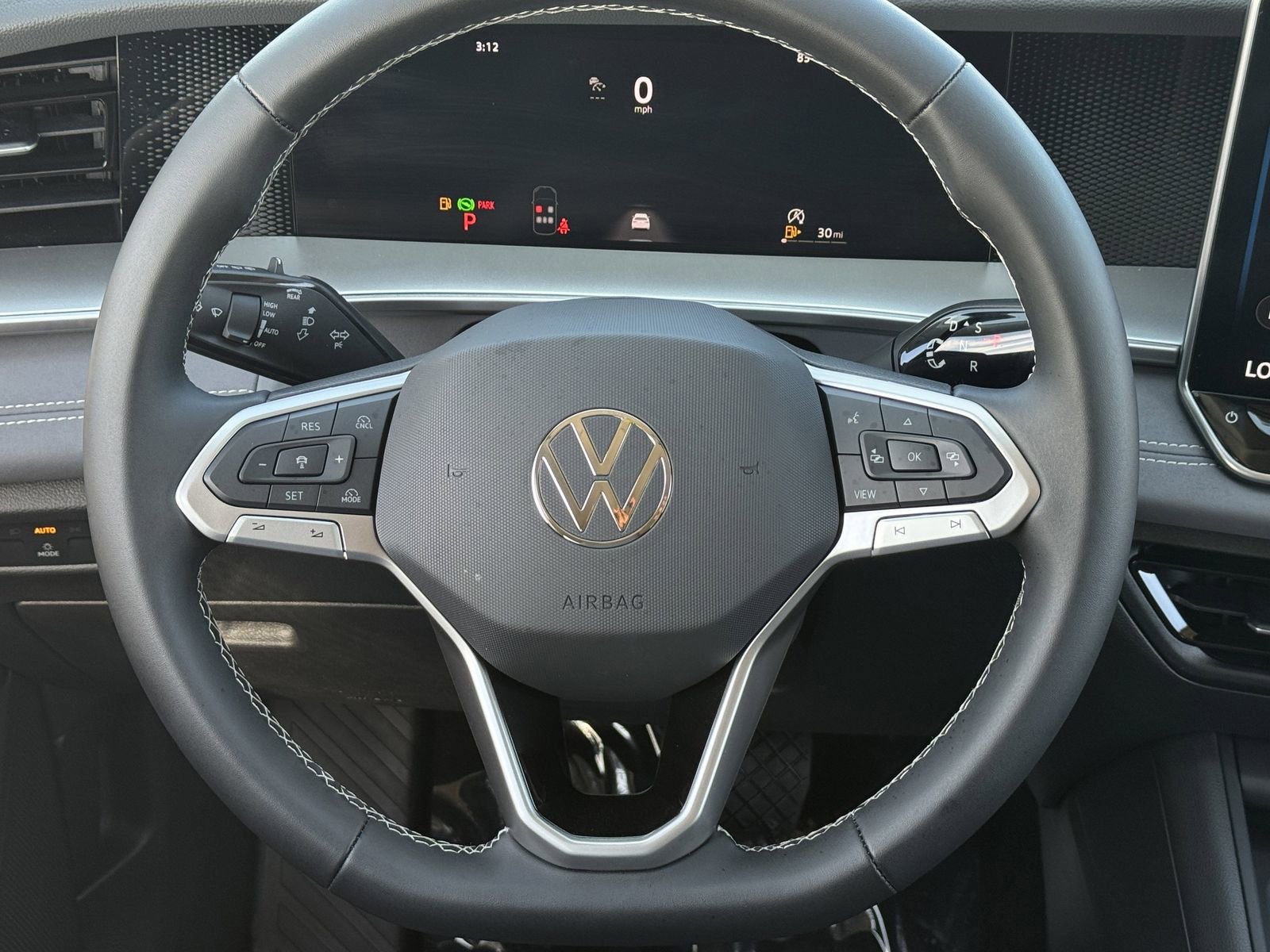 New 2026 Volkswagen Tiguan SE image 14