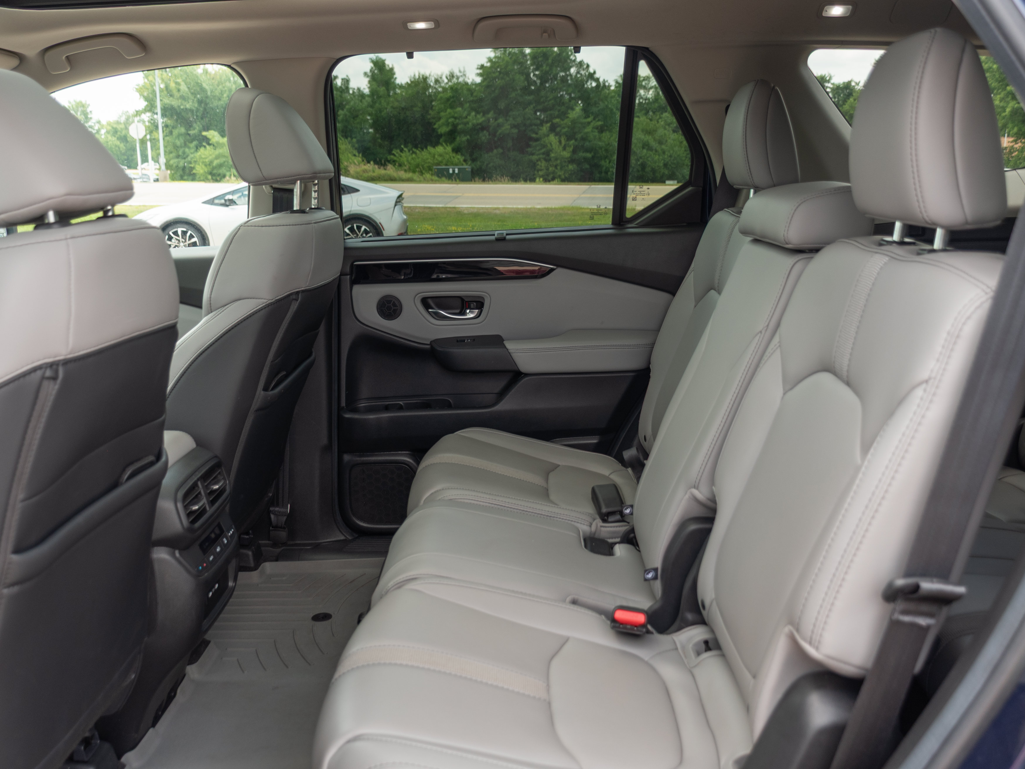 Used 2025 Honda Pilot Touring image 20