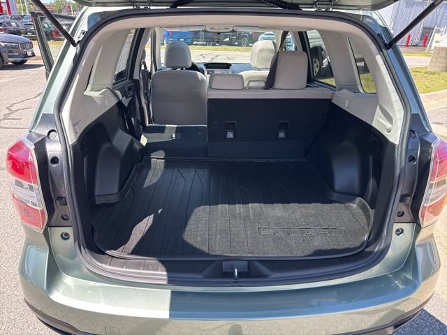 Used 2015 Subaru Forester 2.5i Premium AWD/4WD image 10